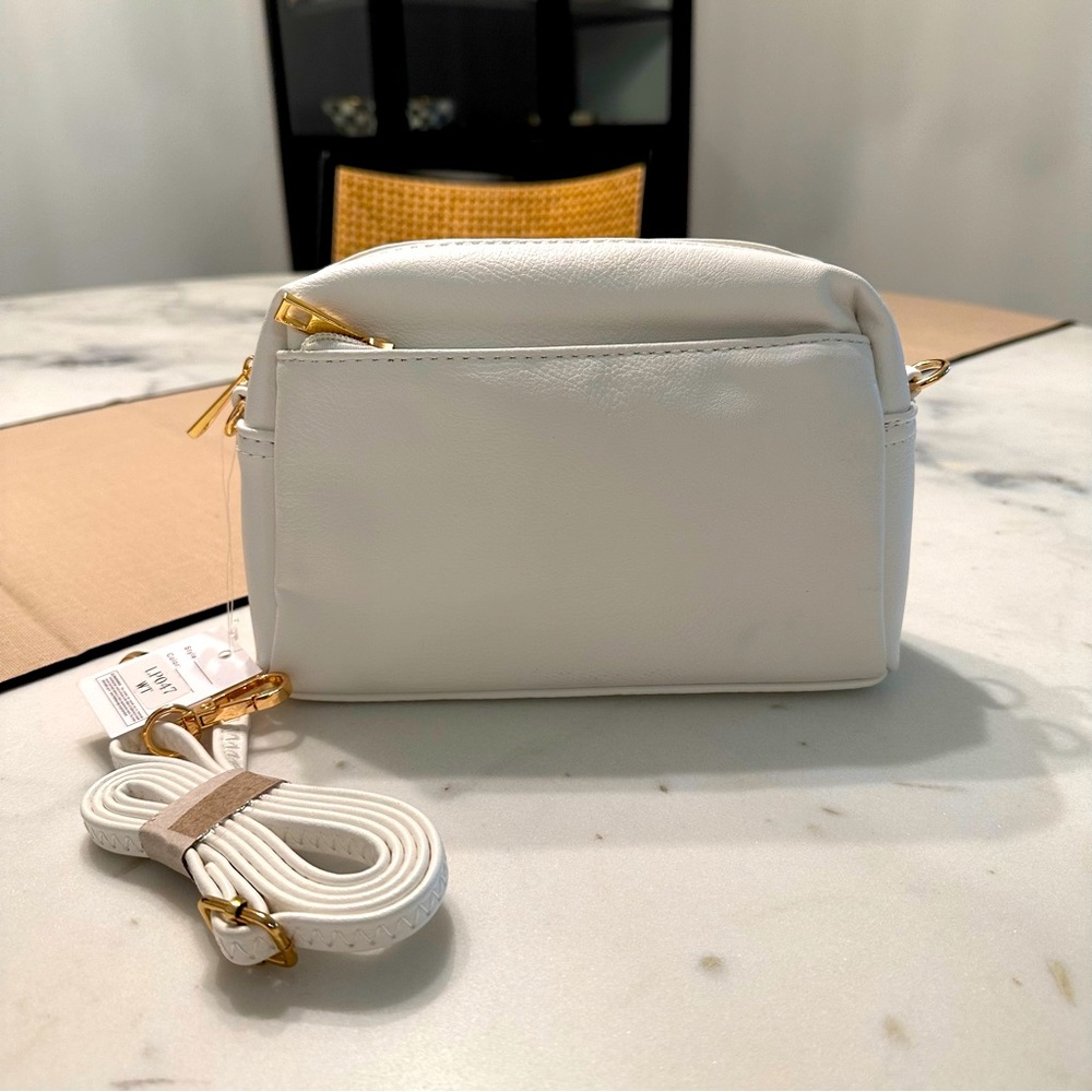NWT White Faux Leather Crossbody Bag Purse